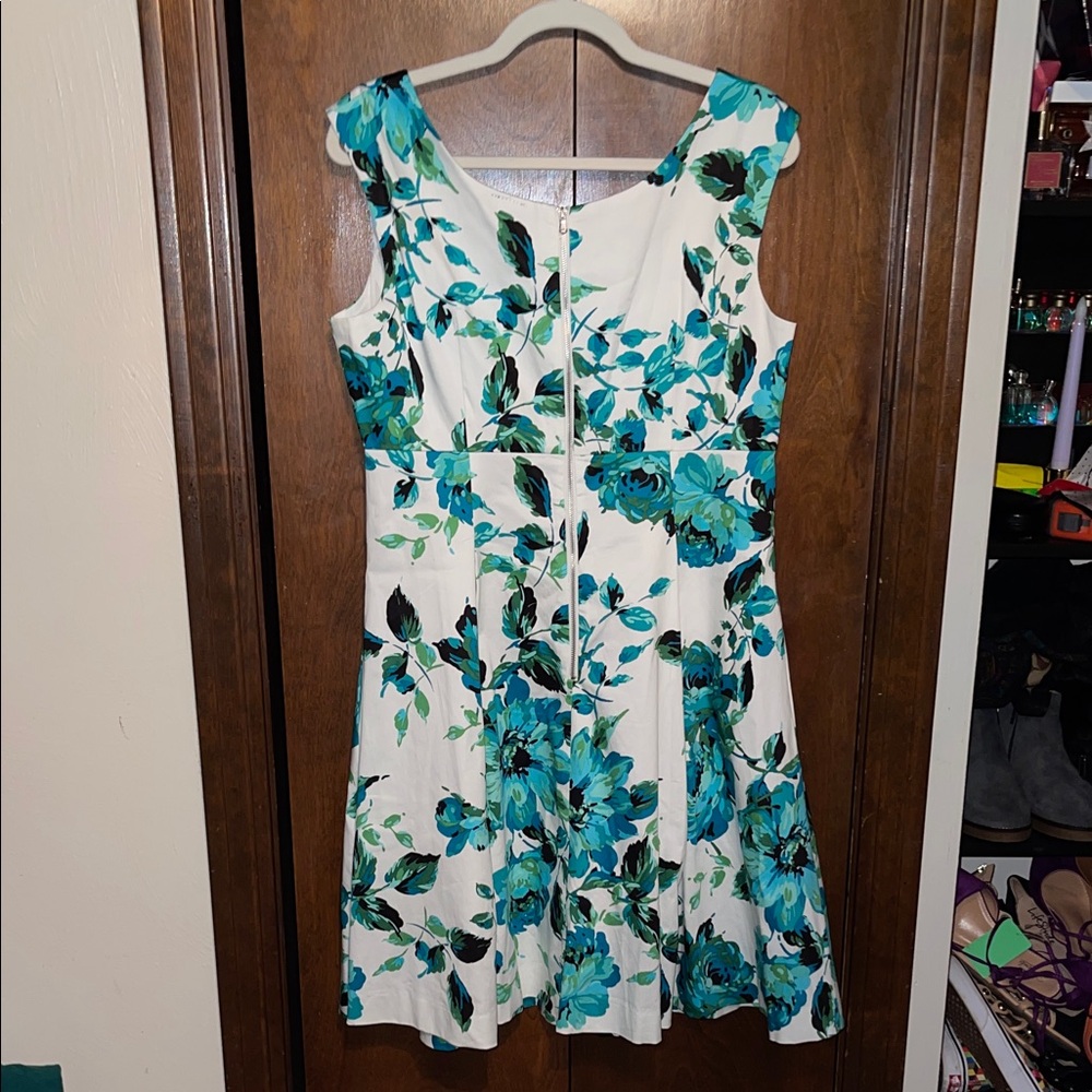 Gabby Skye Blue Floral Mini Dress - Picture 9 of 9